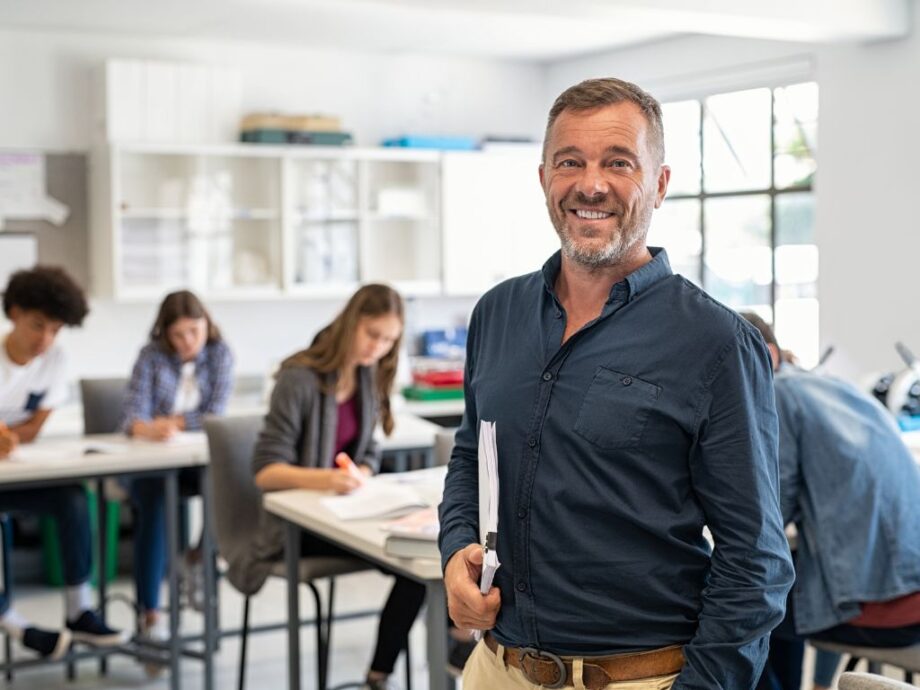 english speaking tutor in abbotsford